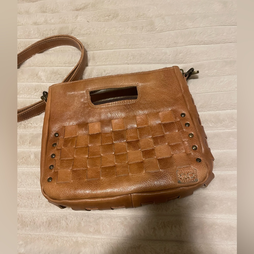 Bed Stu orchid crossbody bag!!! Like new!!!!